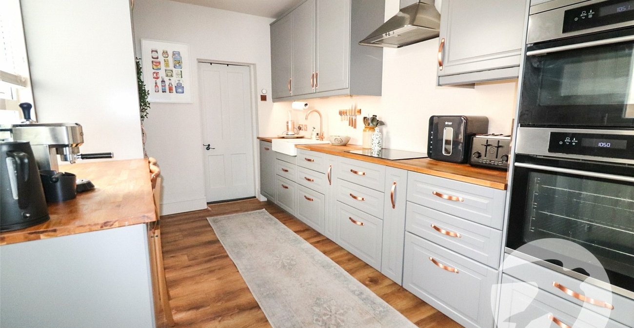 3 bedroom house for sale in Erith | Robinson Jackson