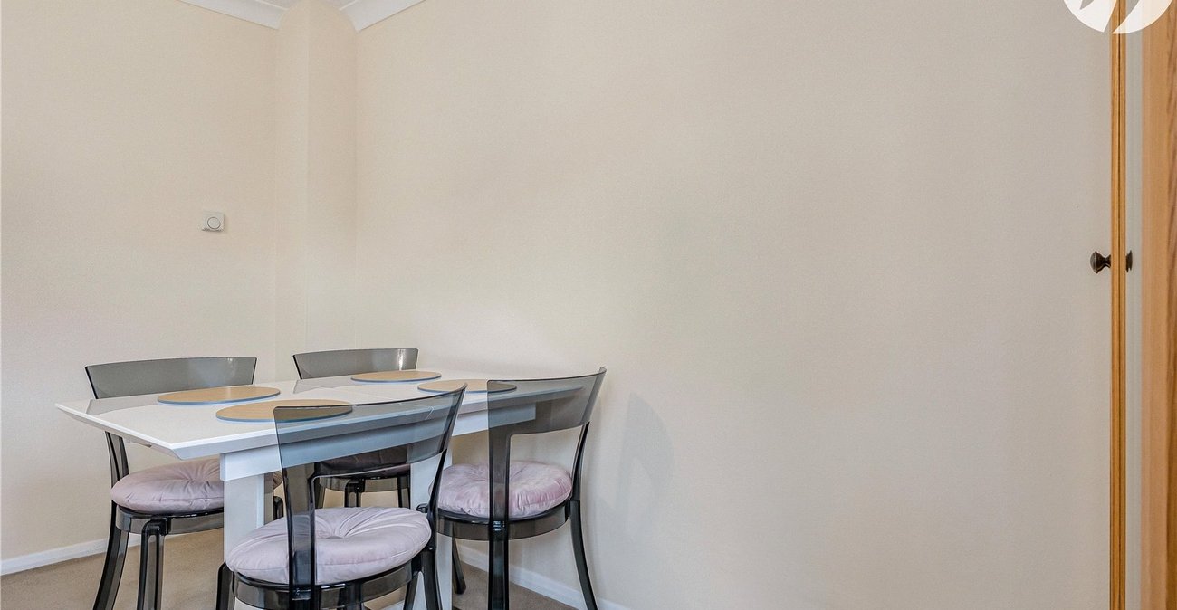 3 bedroom house for sale in Dartford | Robinson Jackson