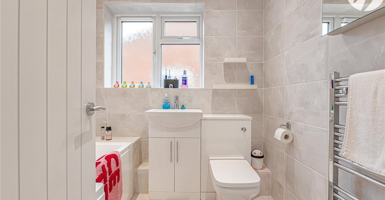 3 bedroom house for sale in Dartford | Robinson Jackson