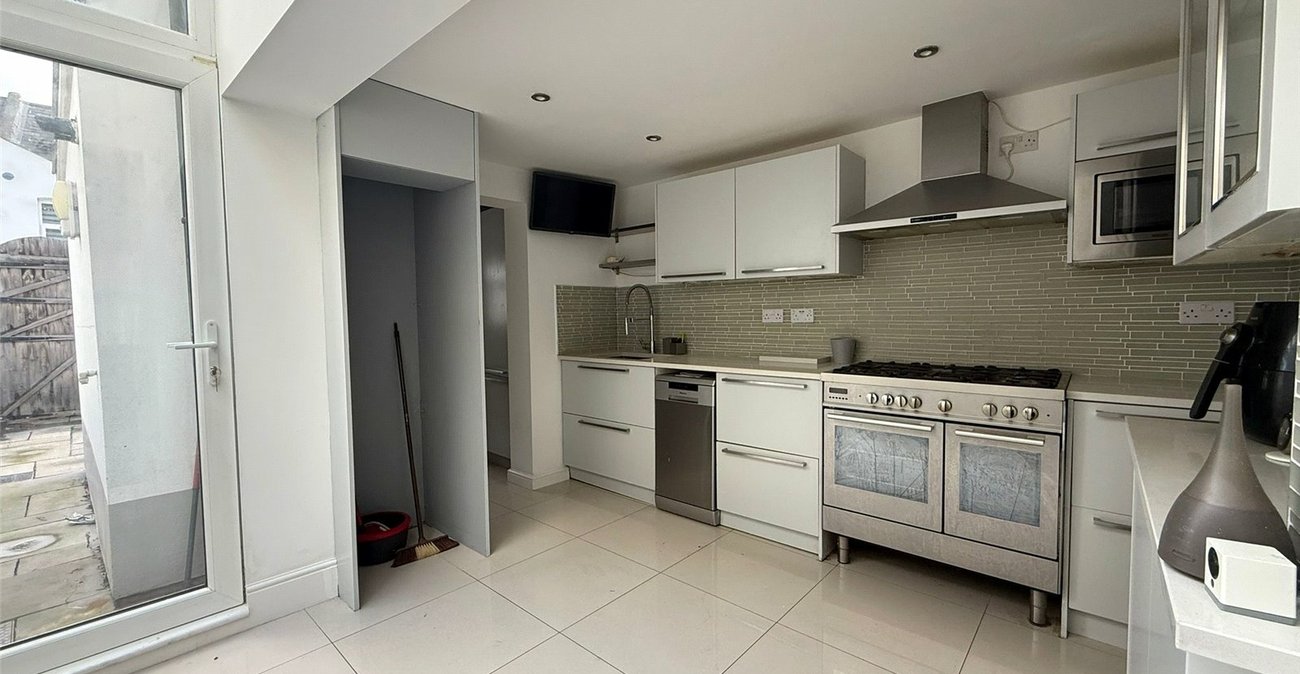 3 bedroom house for sale in Gravesend | Robinson Michael & Jackson