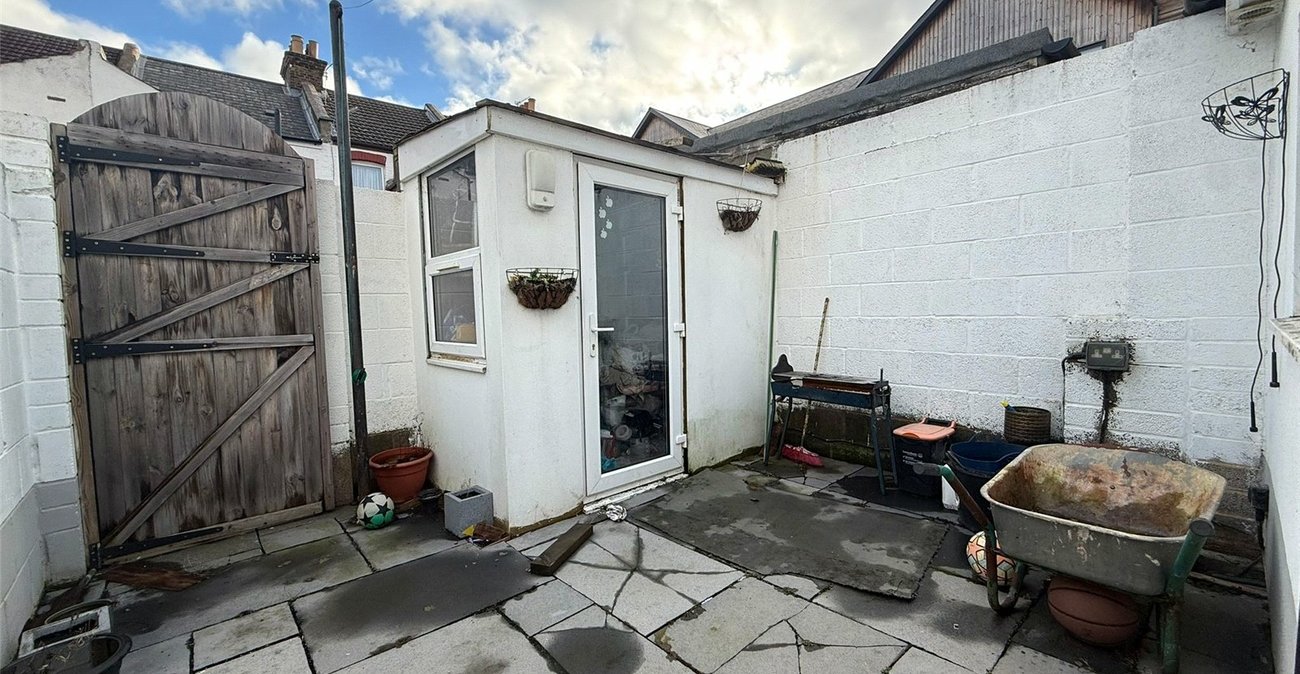 3 bedroom house for sale in Gravesend | Robinson Michael & Jackson