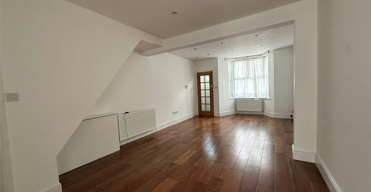 3 bedroom house for sale in Gravesend | Robinson Michael & Jackson