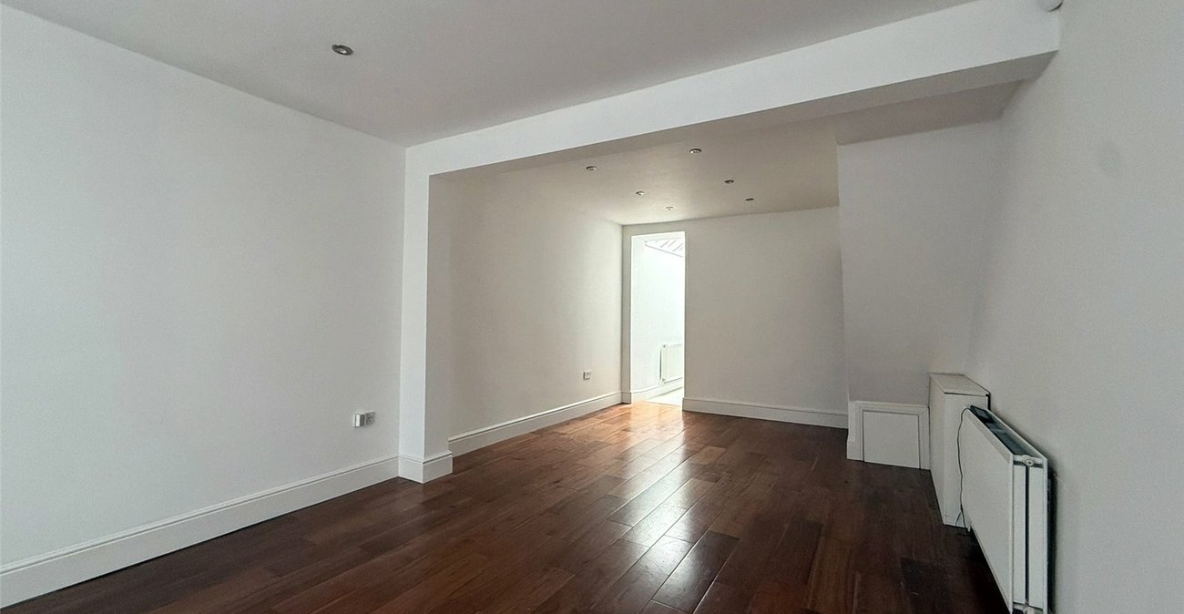 3 bedroom house for sale in Gravesend | Robinson Michael & Jackson