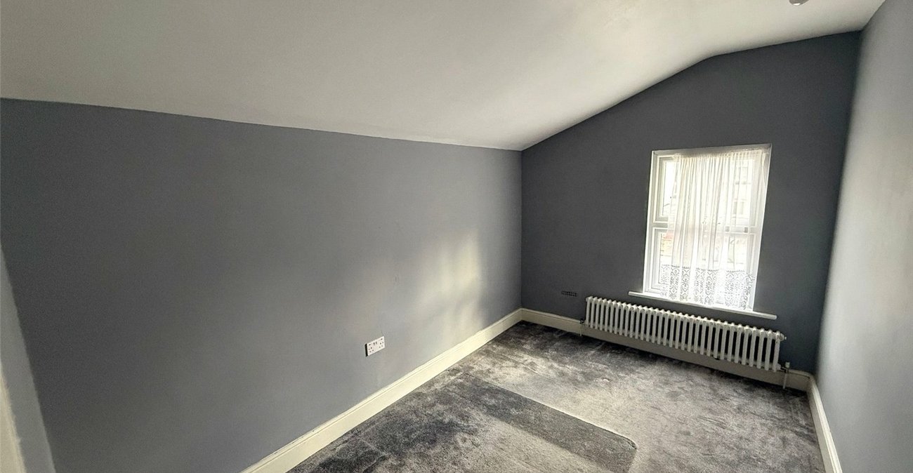 3 bedroom house for sale in Gravesend | Robinson Michael & Jackson