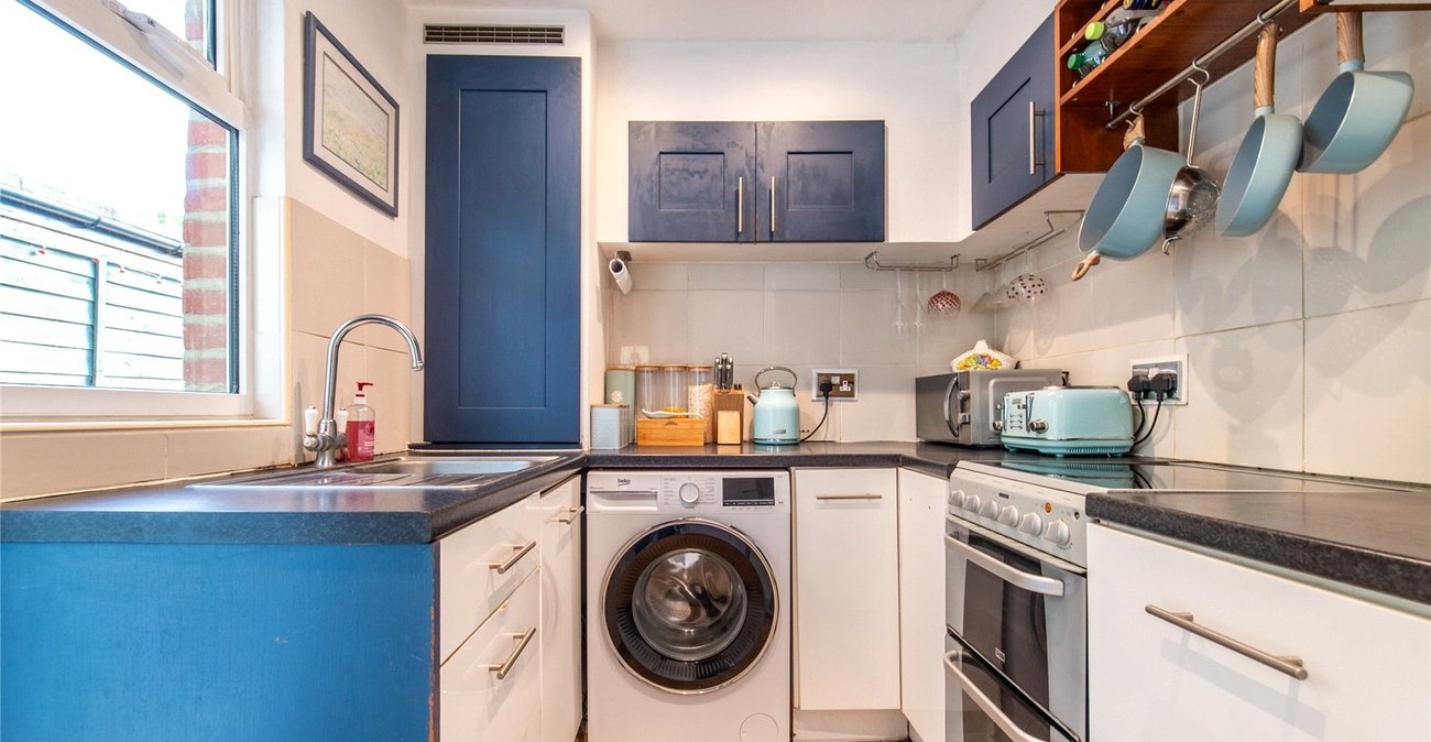 2 bedroom house for sale in Gravesend | Robinson Michael & Jackson