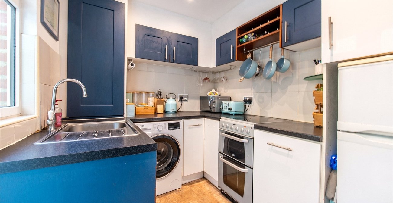 2 bedroom house for sale in Gravesend | Robinson Michael & Jackson