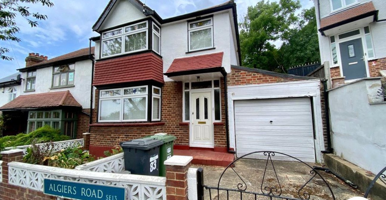 3 bedroom house for sale in Lewisham | Robinson Jackson