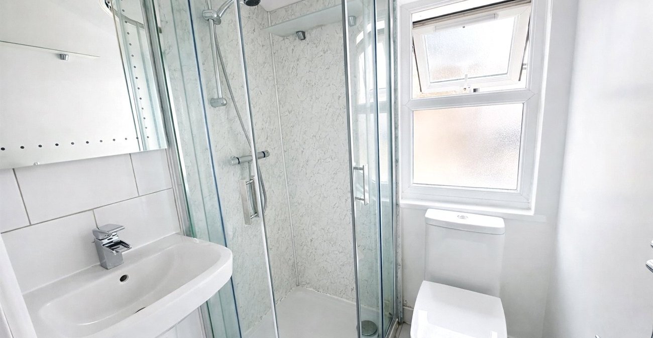 1 bedroom property for sale in London | Robinson Jackson