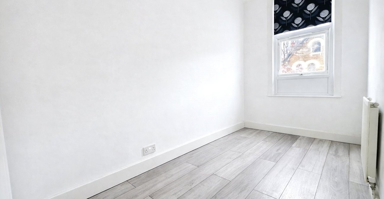 1 bedroom property for sale in London | Robinson Jackson