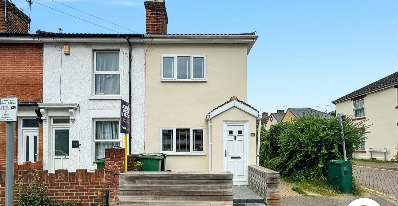 2 bedroom house for sale in Maidstone | Robinson Michael & Jackson