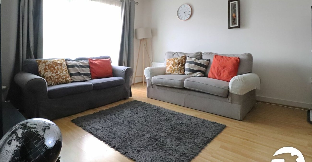 2 bedroom property for sale in London | Robinson Jackson