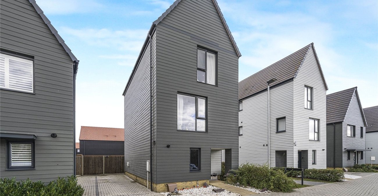 3 bedroom house for sale in Western Cross | Robinson Jackson