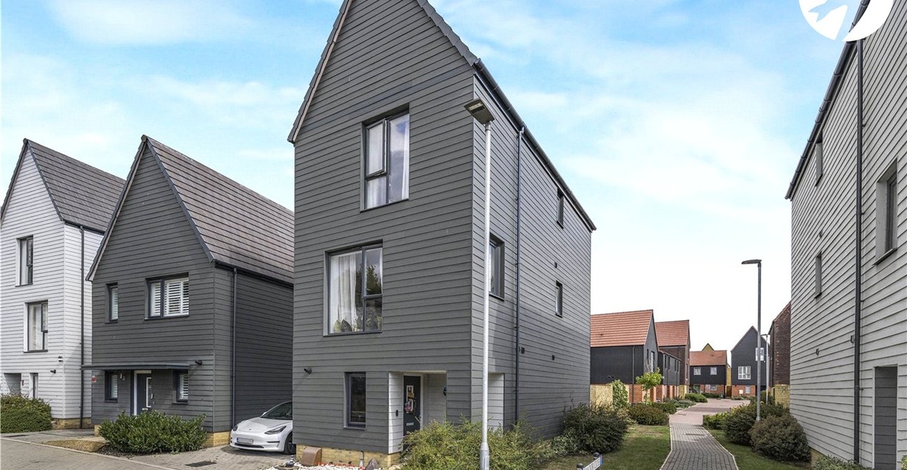 3 bedroom house for sale in Western Cross | Robinson Jackson