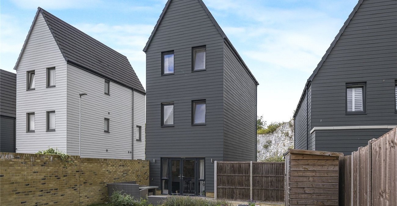 3 bedroom house for sale in Western Cross | Robinson Jackson