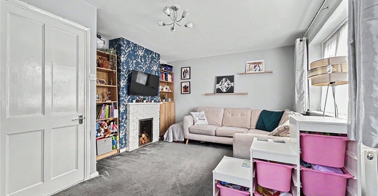 2 bedroom house for sale in Twydall | Robinson Michael & Jackson