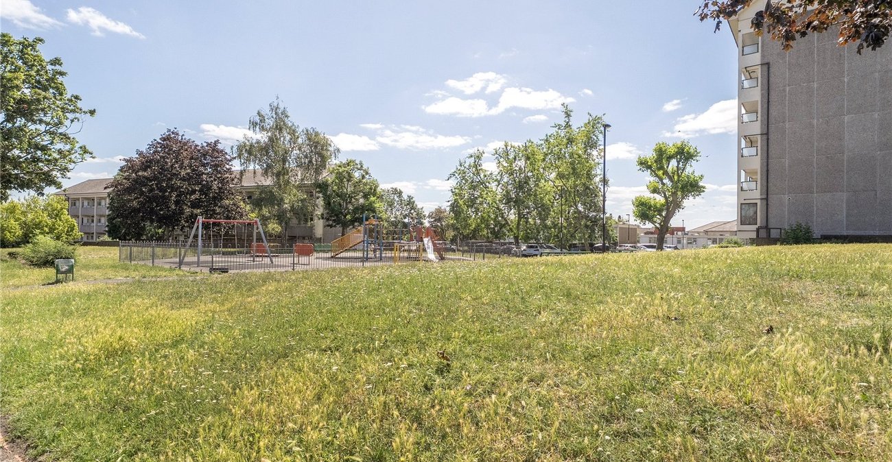 2 bedroom property for sale in Sydenham | Robinson Jackson