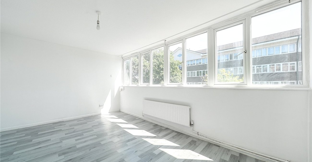 2 bedroom property for sale in Sydenham | Robinson Jackson