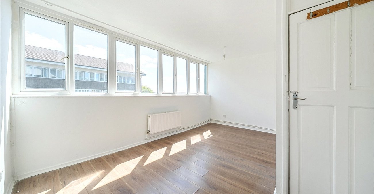 2 bedroom property for sale in Sydenham | Robinson Jackson