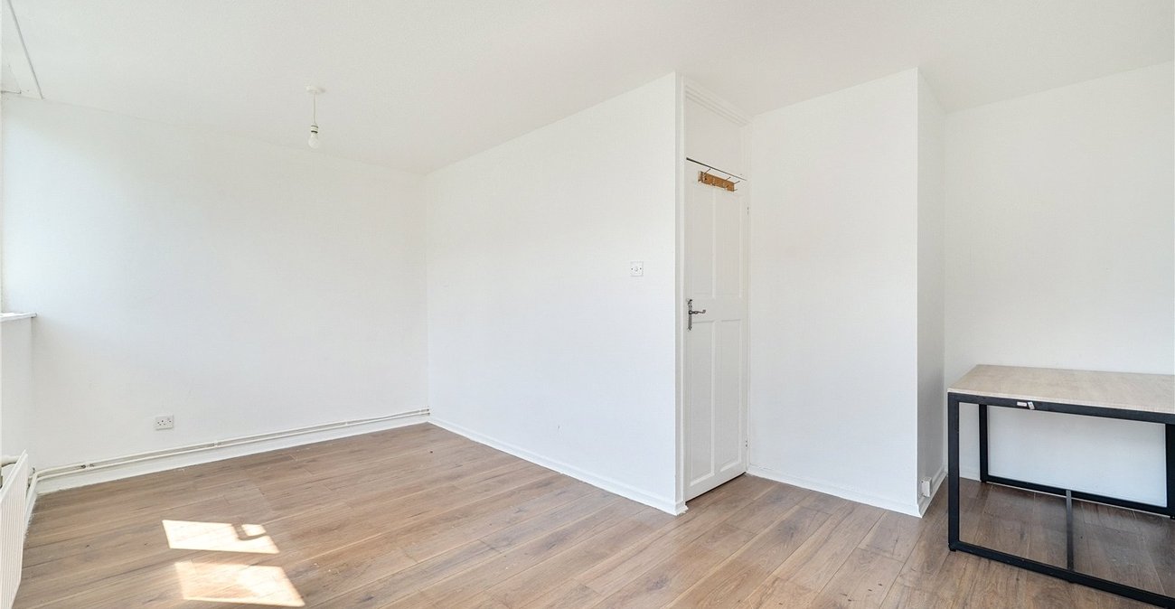 2 bedroom property for sale in Sydenham | Robinson Jackson