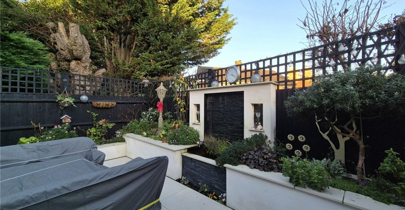 3 bedroom house for sale in Orpington | Robinson Jackson