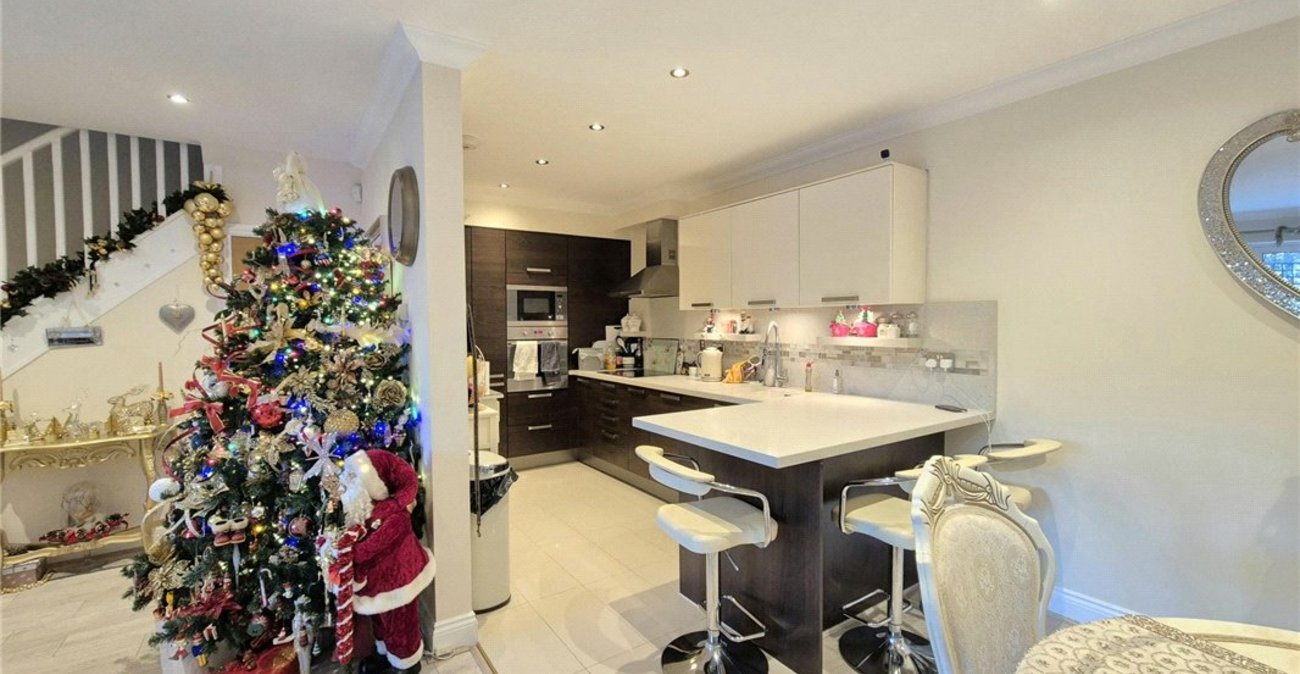 3 bedroom house for sale in Orpington | Robinson Jackson