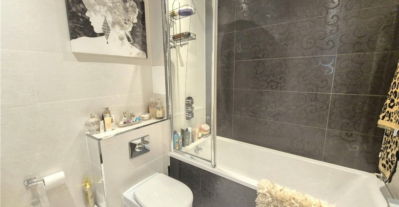 3 bedroom house for sale in Orpington | Robinson Jackson