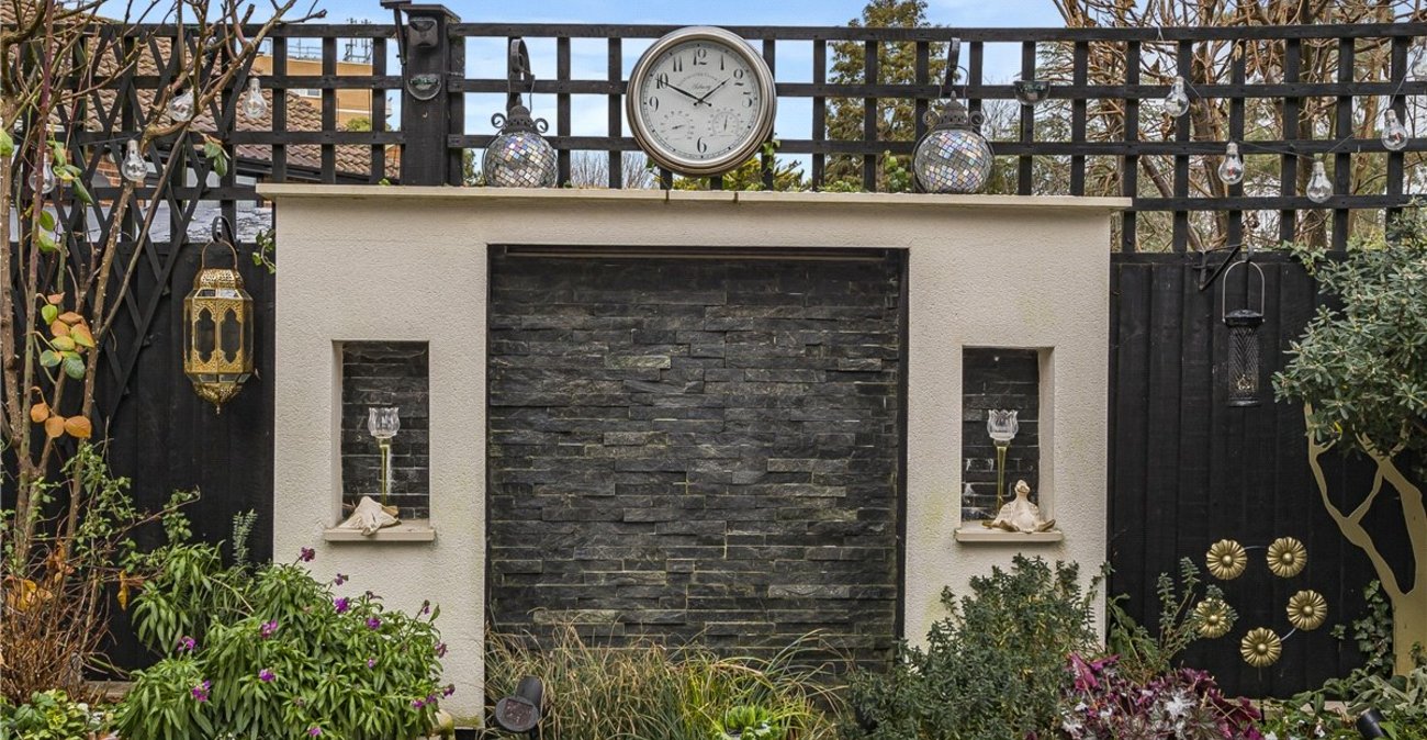 3 bedroom house for sale in Orpington | Robinson Jackson