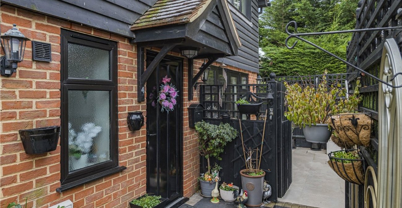 3 bedroom house for sale in Orpington | Robinson Jackson