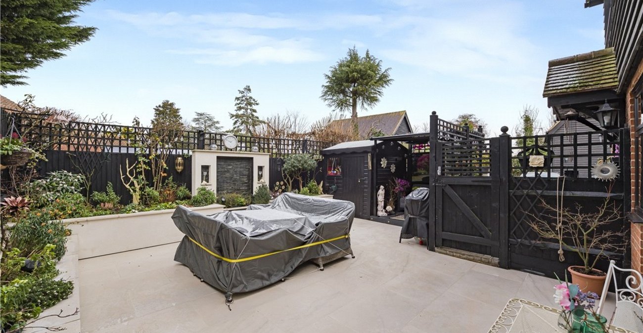 3 bedroom house for sale in Orpington | Robinson Jackson