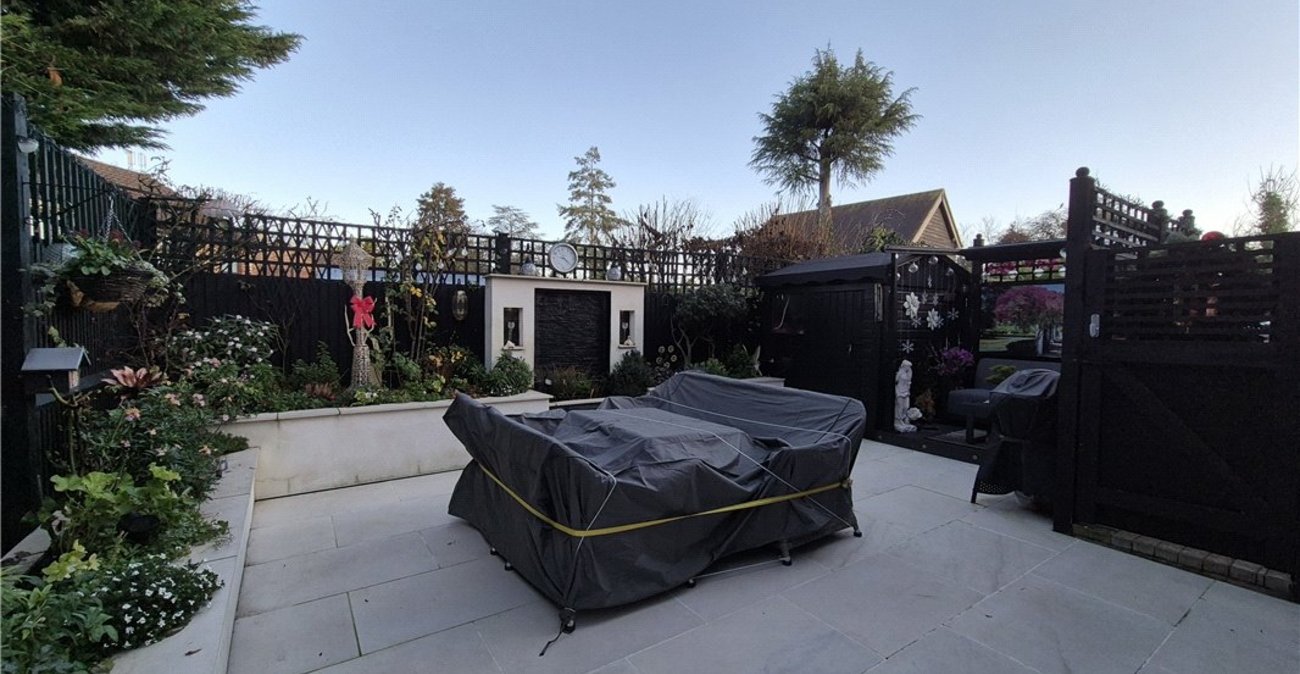 3 bedroom house for sale in Orpington | Robinson Jackson