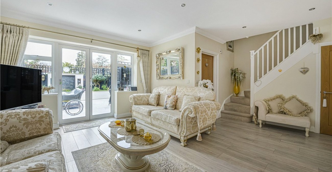 3 bedroom house for sale in Orpington | Robinson Jackson