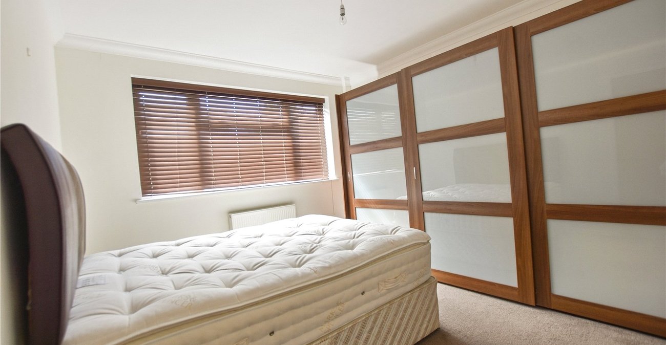 2 bedroom property for sale in Bexley | Robinson Jackson