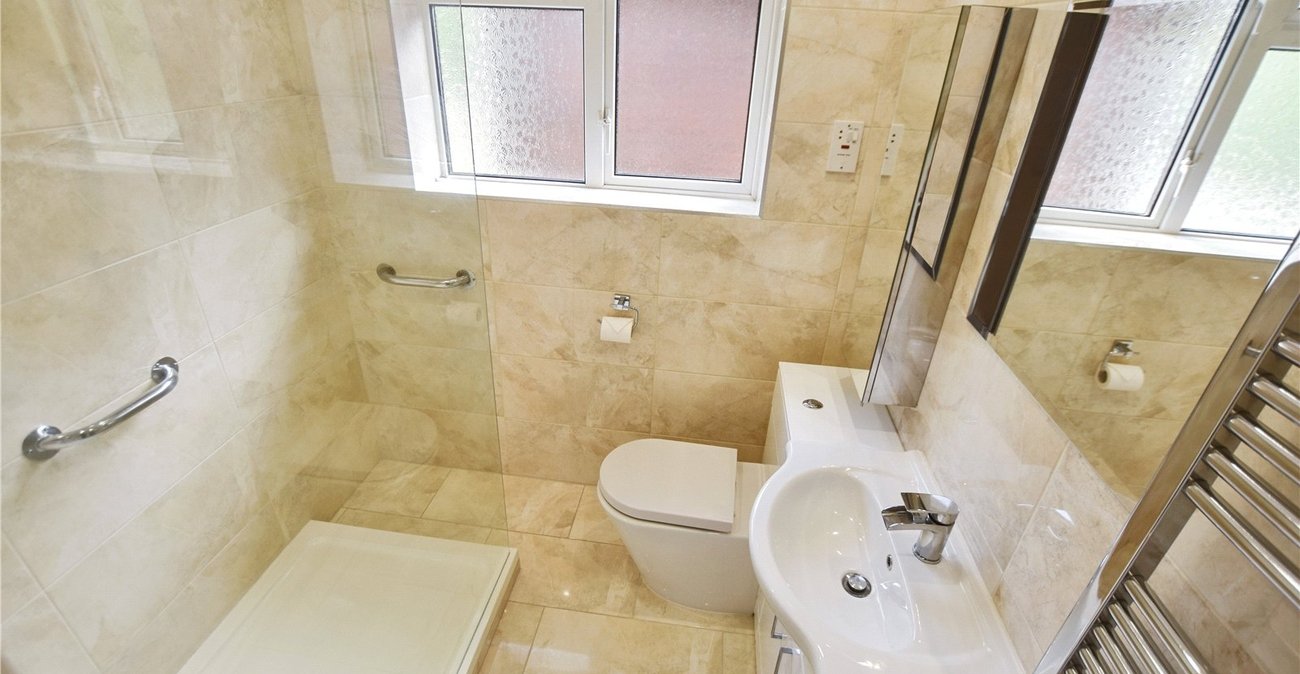 2 bedroom property for sale in Bexley | Robinson Jackson