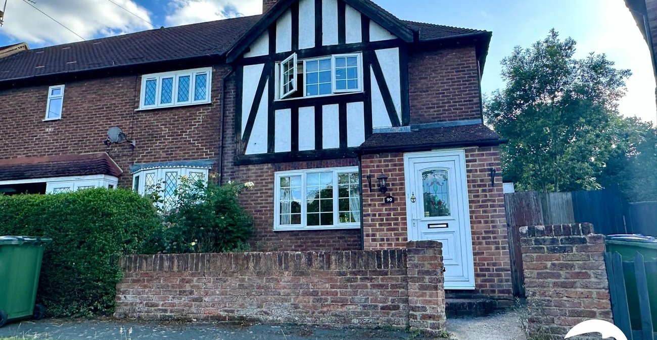 3 bedroom house for sale in London | Robinson Jackson