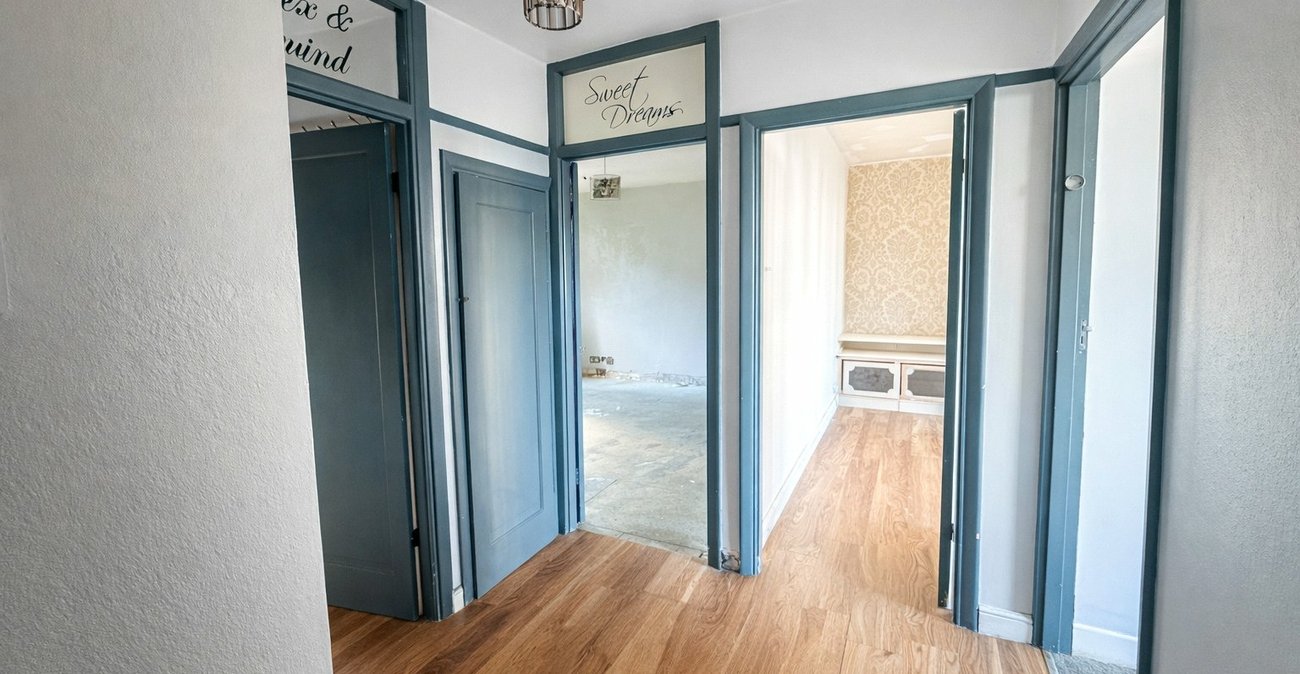 2 bedroom property for sale in Grove Park | Robinson Jackson