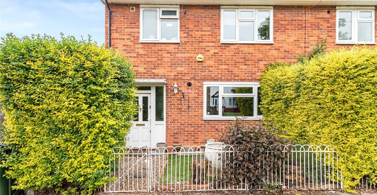 3 bedroom house for sale in Abbey Wood | Robinson Jackson