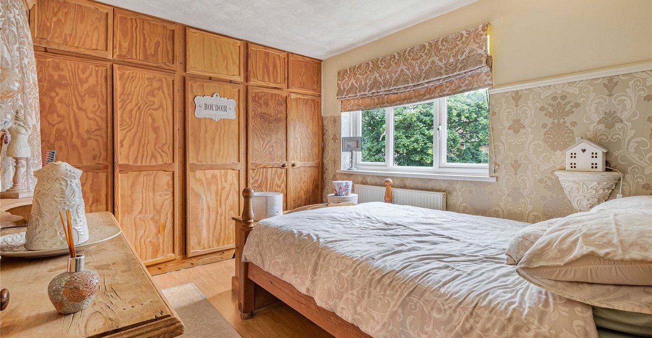 3 bedroom house for sale in Abbey Wood | Robinson Jackson