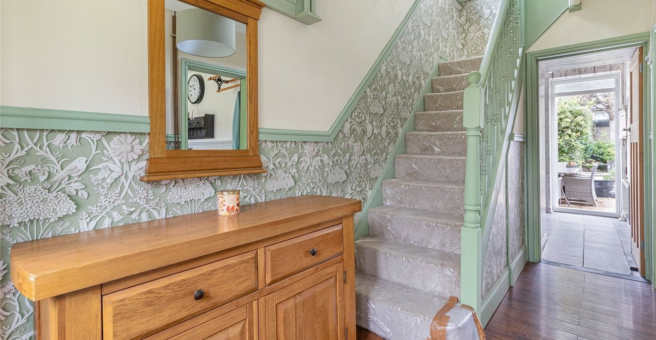 3 bedroom house for sale in Abbey Wood | Robinson Jackson