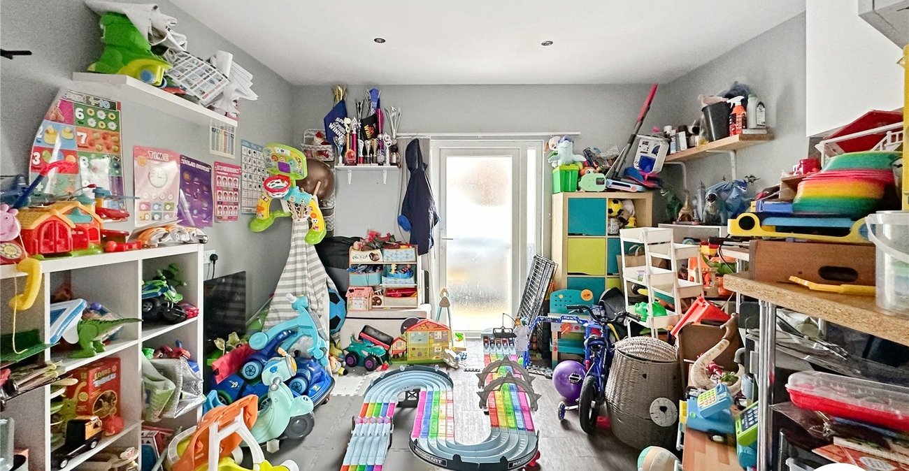 2 bedroom house for sale in Rochester | Robinson Michael & Jackson