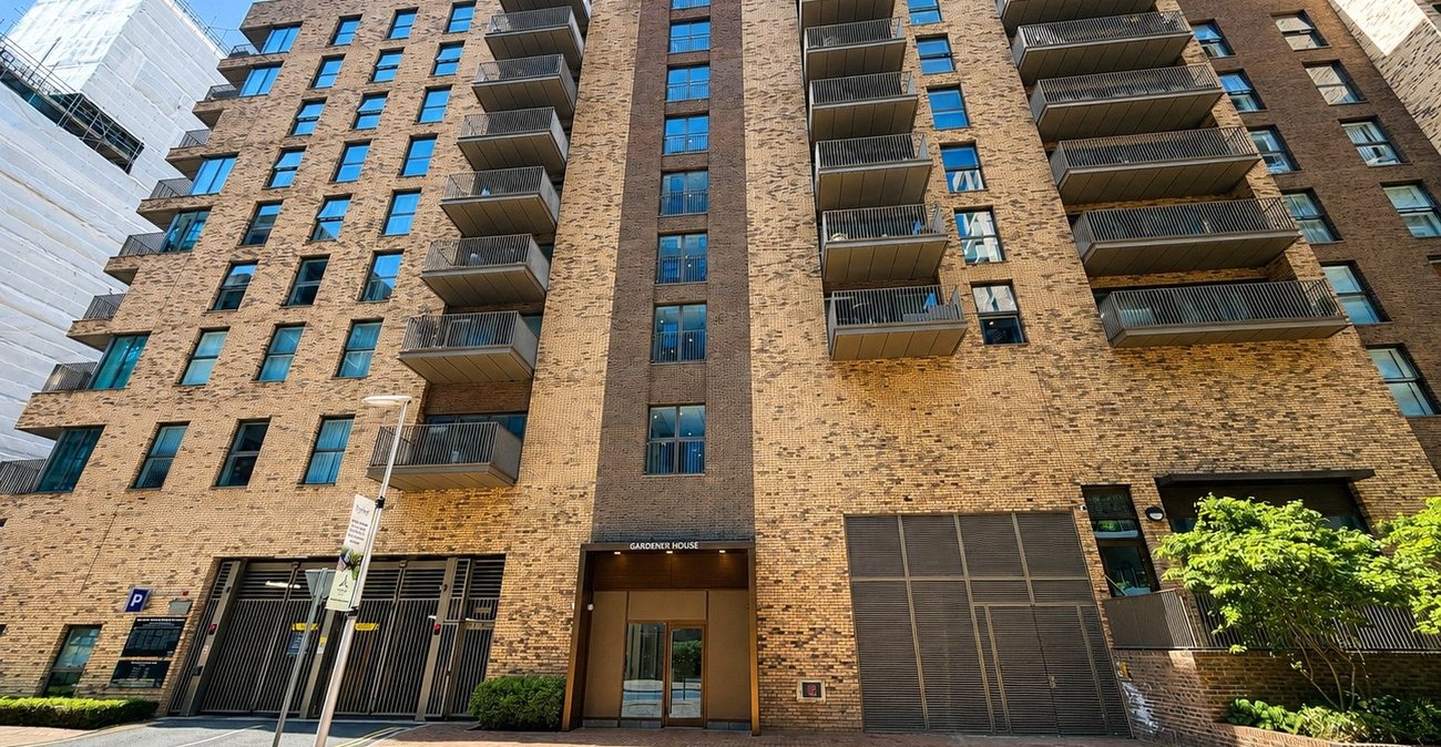 1 bedroom property for sale in London | Robinson Jackson