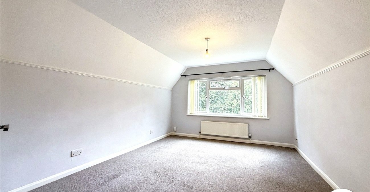 3 bedroom bungalow for sale in Sittingbourne | Robinson Michael & Jackson