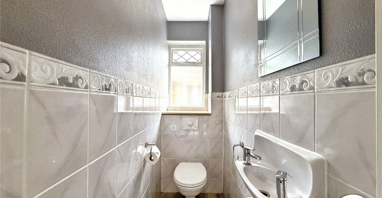 3 bedroom bungalow for sale in Sittingbourne | Robinson Michael & Jackson