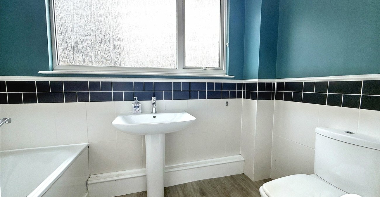 3 bedroom bungalow for sale in Sittingbourne | Robinson Michael & Jackson