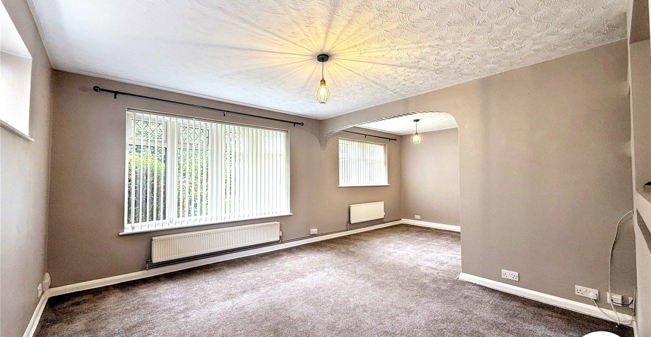 3 bedroom bungalow for sale in Sittingbourne | Robinson Michael & Jackson