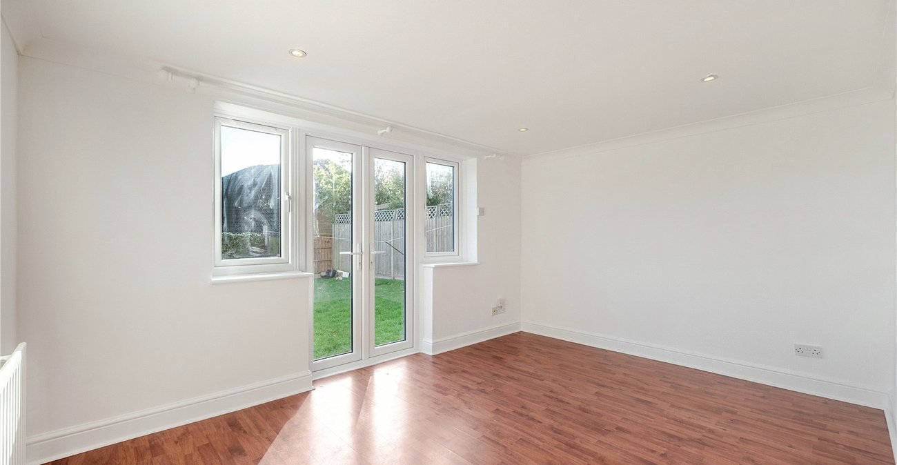 1 bedroom property for sale in London | Robinson Jackson