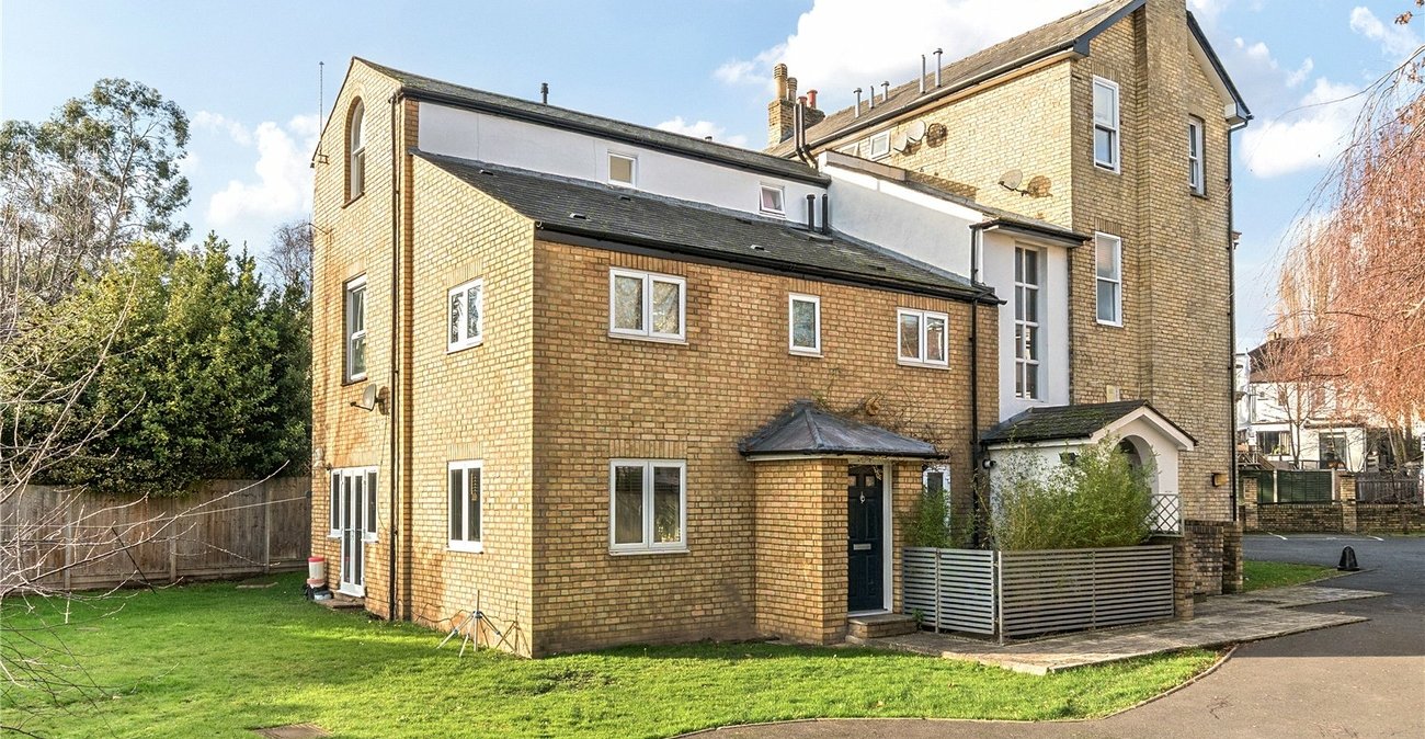 1 bedroom property for sale in London | Robinson Jackson