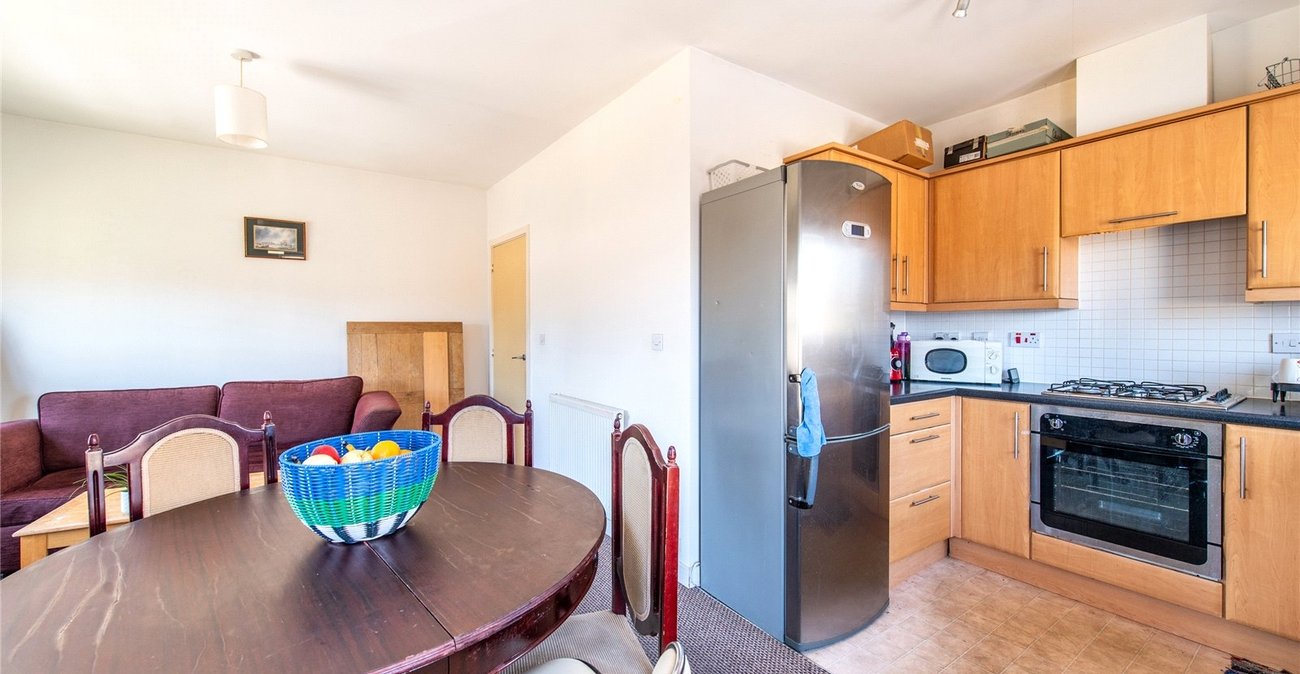 2 bedroom property for sale in Maidstone | Robinson Michael & Jackson