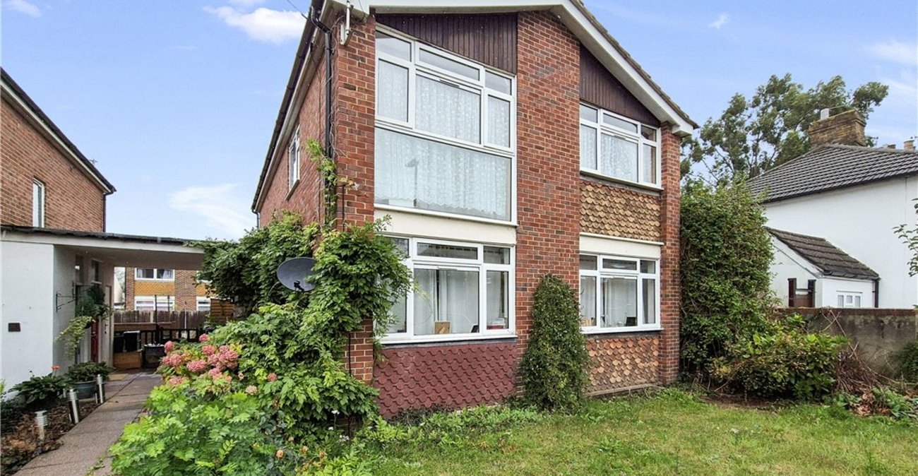 2 bedroom property for sale in Orpington | Robinson Jackson