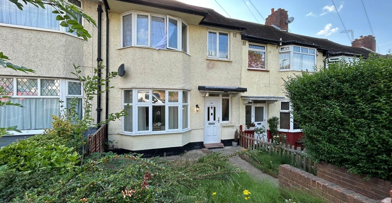 3 bedroom house for sale in Shooters Hill | Robinson Jackson