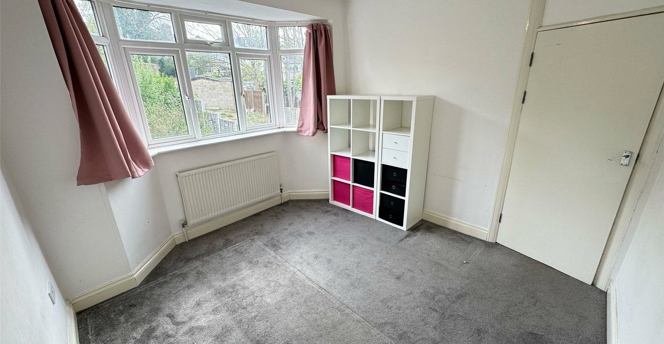 4 bedroom house for sale in Shooters Hill | Robinson Jackson